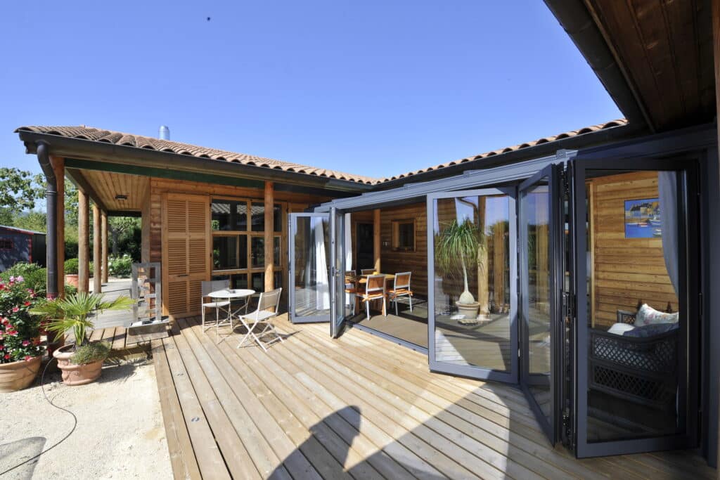 Reynaers bifold doors, CF68 in a single storey extension